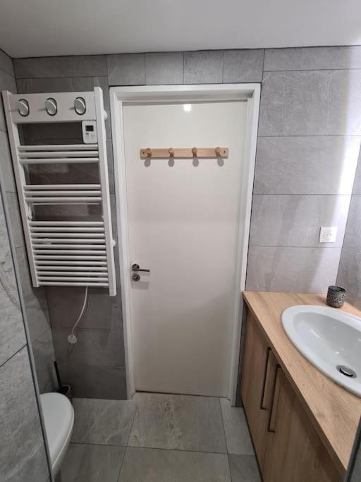 Appartement Au Calme Dans Residence Avec Piscine Boersch Luaran gambar