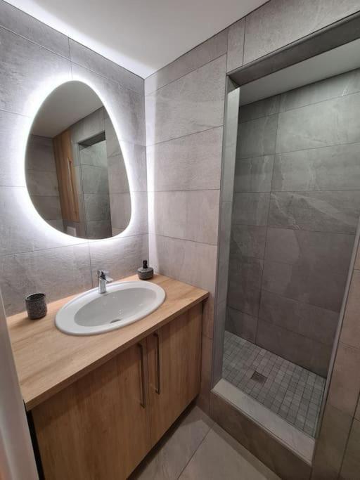 Appartement Au Calme Dans Residence Avec Piscine Boersch Luaran gambar